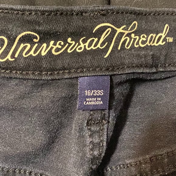 Universal Thread Skinny Jeans - Picture 3 of 4